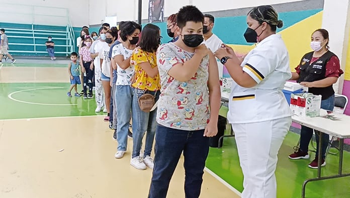 Desairan jóvenes de 12 a 14 años vacuna anti covid-19, aun cuando la dosis pediátrica era de laboratorios Pfizer.