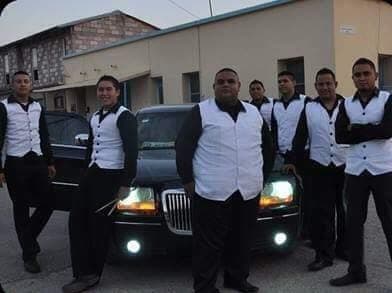 Grupos musicales cumplen con compromisos atrasados.