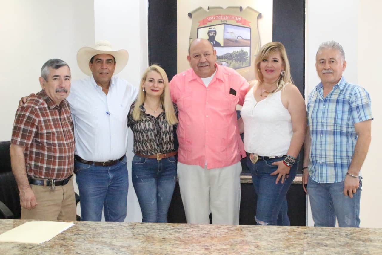 El presidente de la CANACO, Arturo Valdez Pérez, se reunió con el alcalde Juan Antonio Garza García.