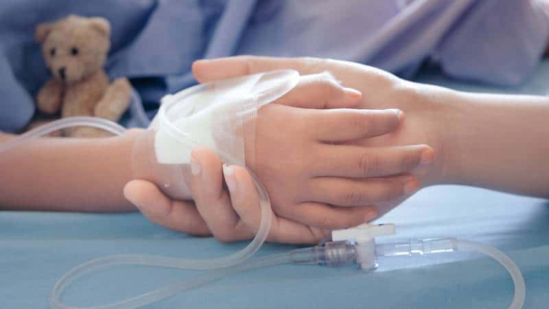 Analizan posible primera muerte por hepatitis infantil en México