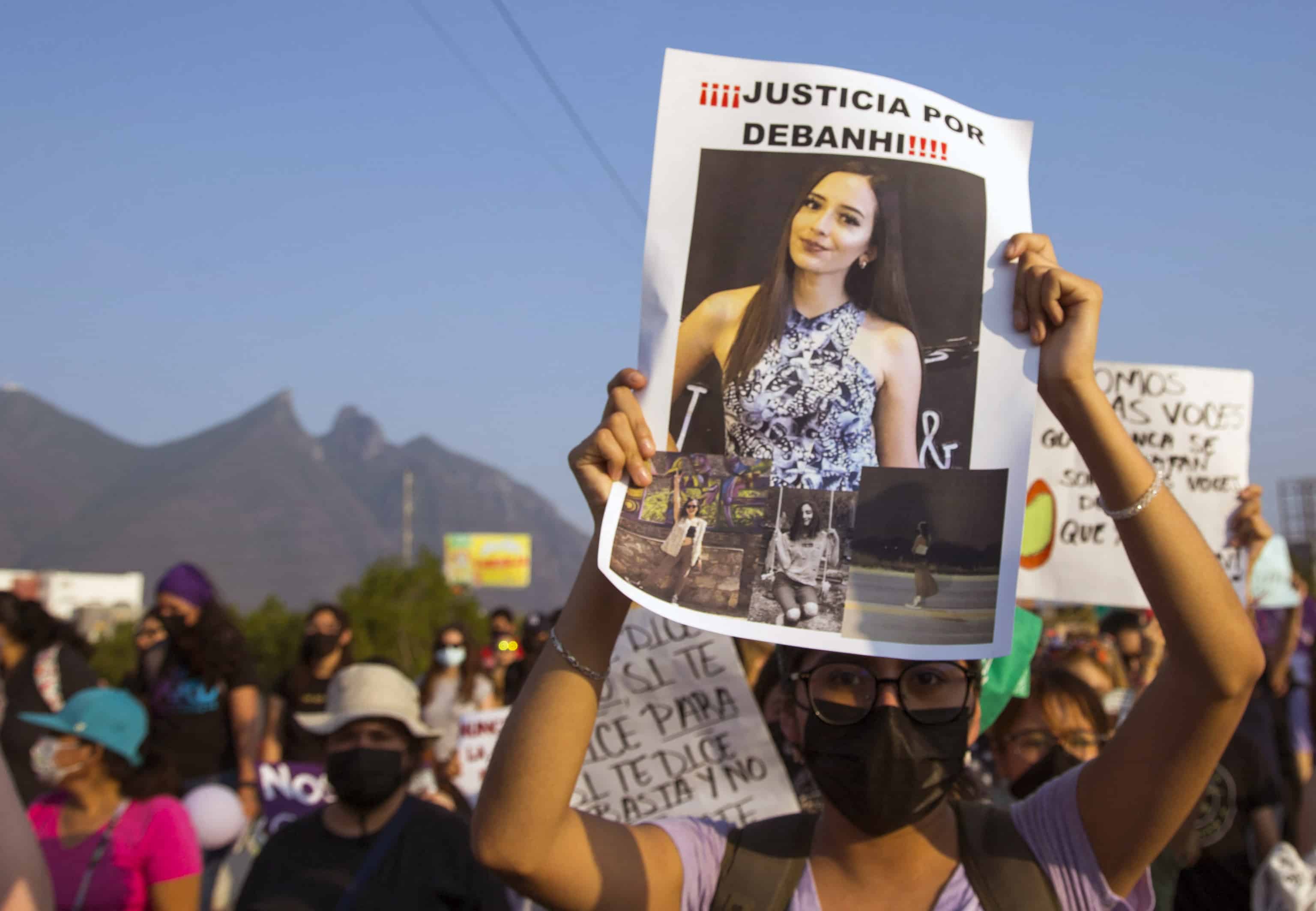 “Pónganse en mi lugar; Padre de Debanhi pide evitar revictimizar a su hija