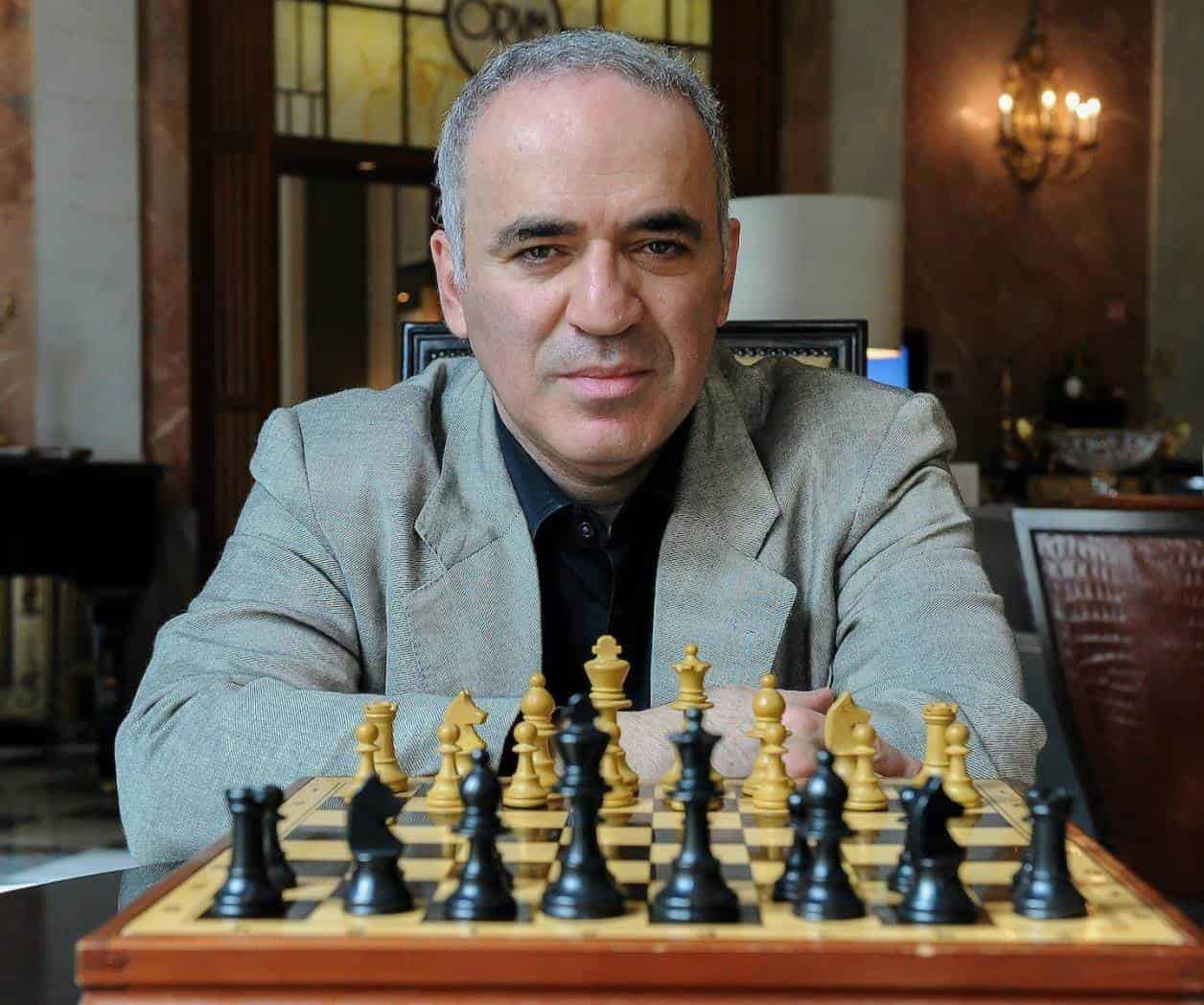 Rusia pone en una lista negra al maestro ajedrecista Garry Kasparov