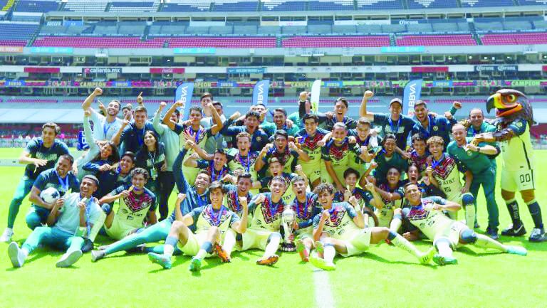 América se coronó ante Tigres