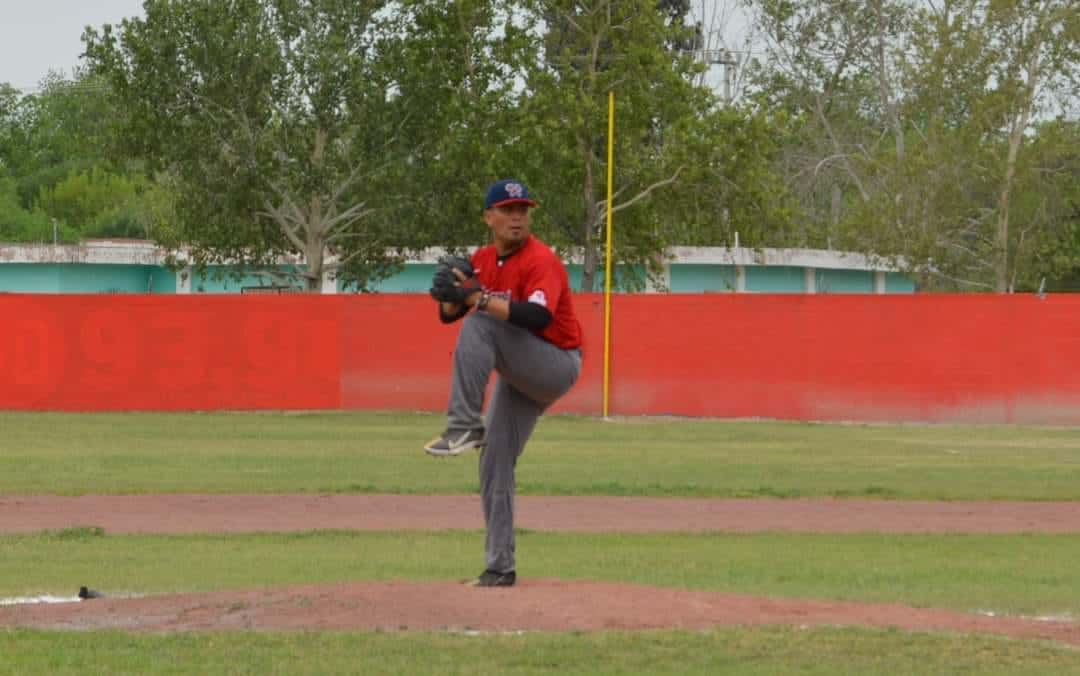 Llegó a 100 victorias el lanzador Luis Castillo