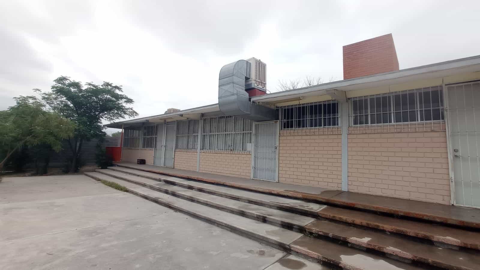 El plantel cuenta con una población de 45 alumnos.