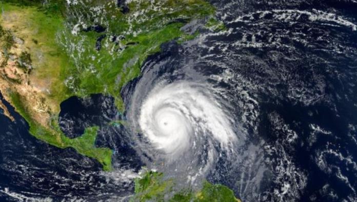 Ciclón ‘Alex’ afectará a 17 estados de México