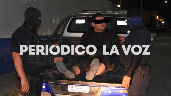 El doctor, Héctor Fernando Chávez, fue detenido por amedrentar de manera lasciva a trabajadoras de un puesto de comida.