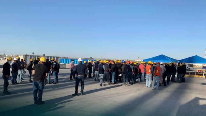 Plantean los requisitos para dejar cubrebocas en sector industrial