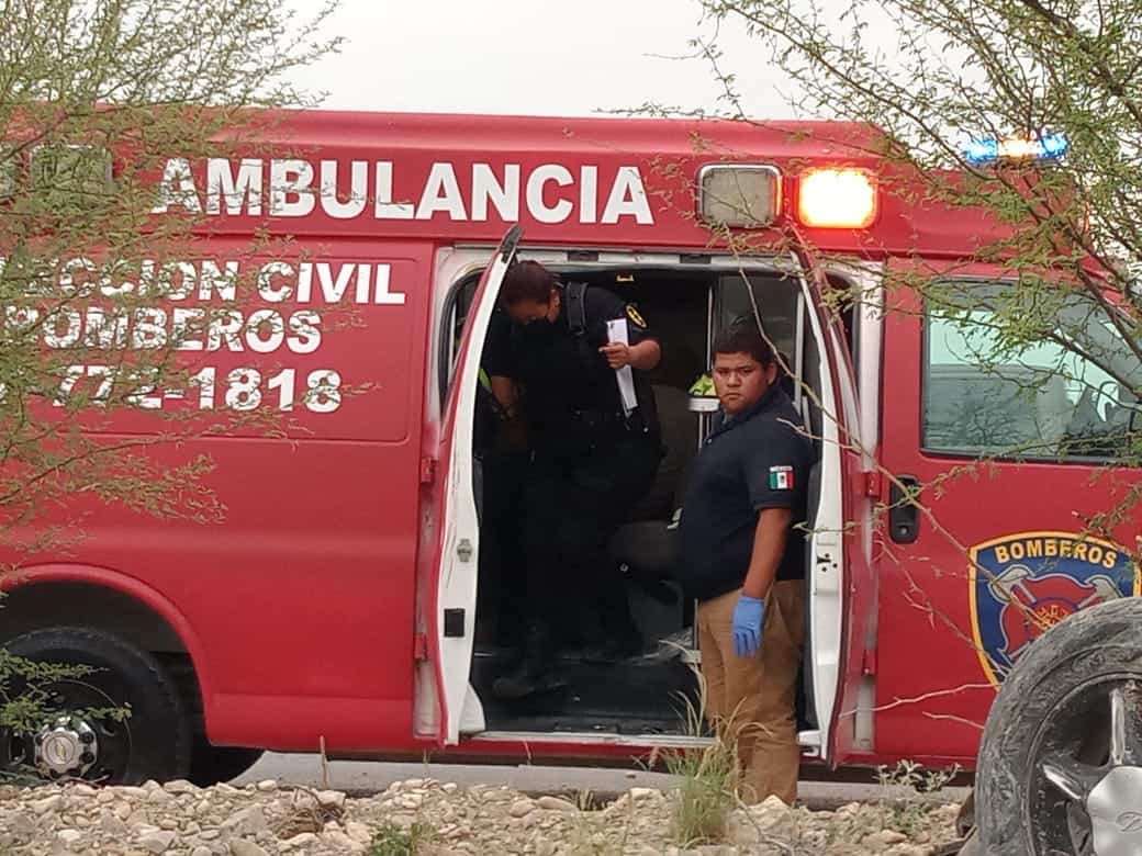 Vuelcan en el Sur Poniente por ir a exceso de velocidad