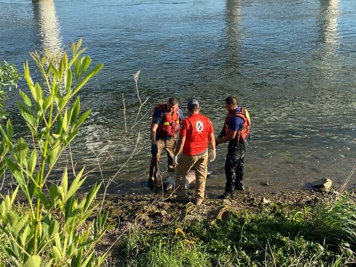 Arrastra bravo a otro migrante; Lo hallan muerto