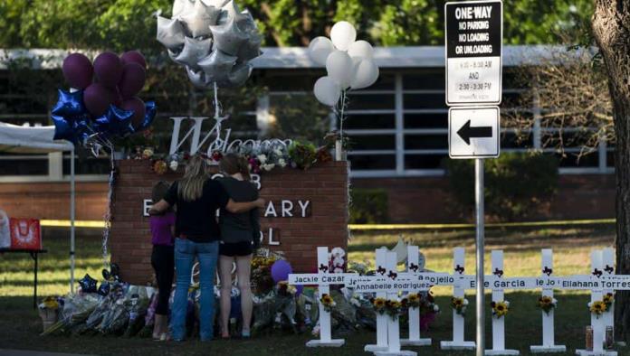 Culpan a policías de tragedia en Uvalde; Tardaron en actuar
