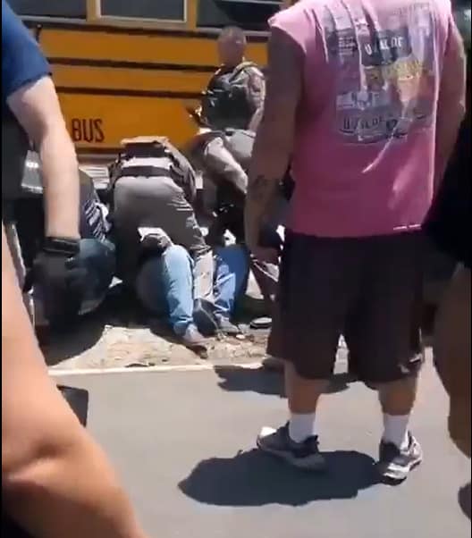 Culpan a policías de tragedia en Uvalde; Tardaron en actuar