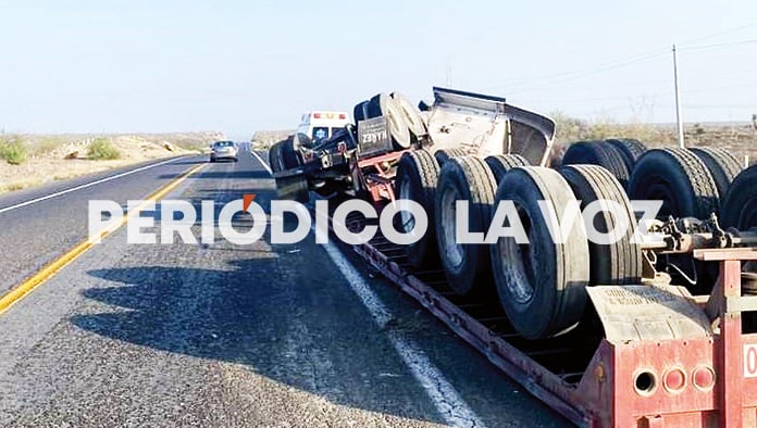 Vuelca y abandona armatoste