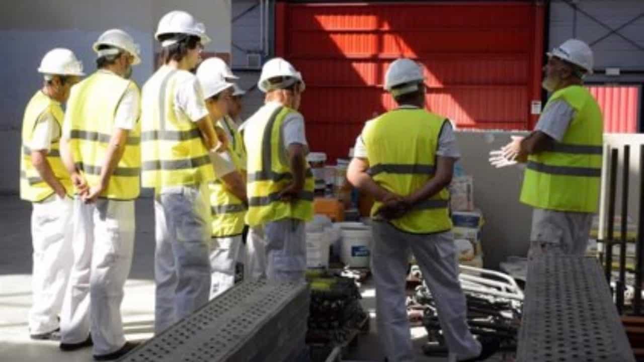El municipio impulsará un reglamento para la construcción de empresas de producción y de servicios, en acciones de la apertura rápida.