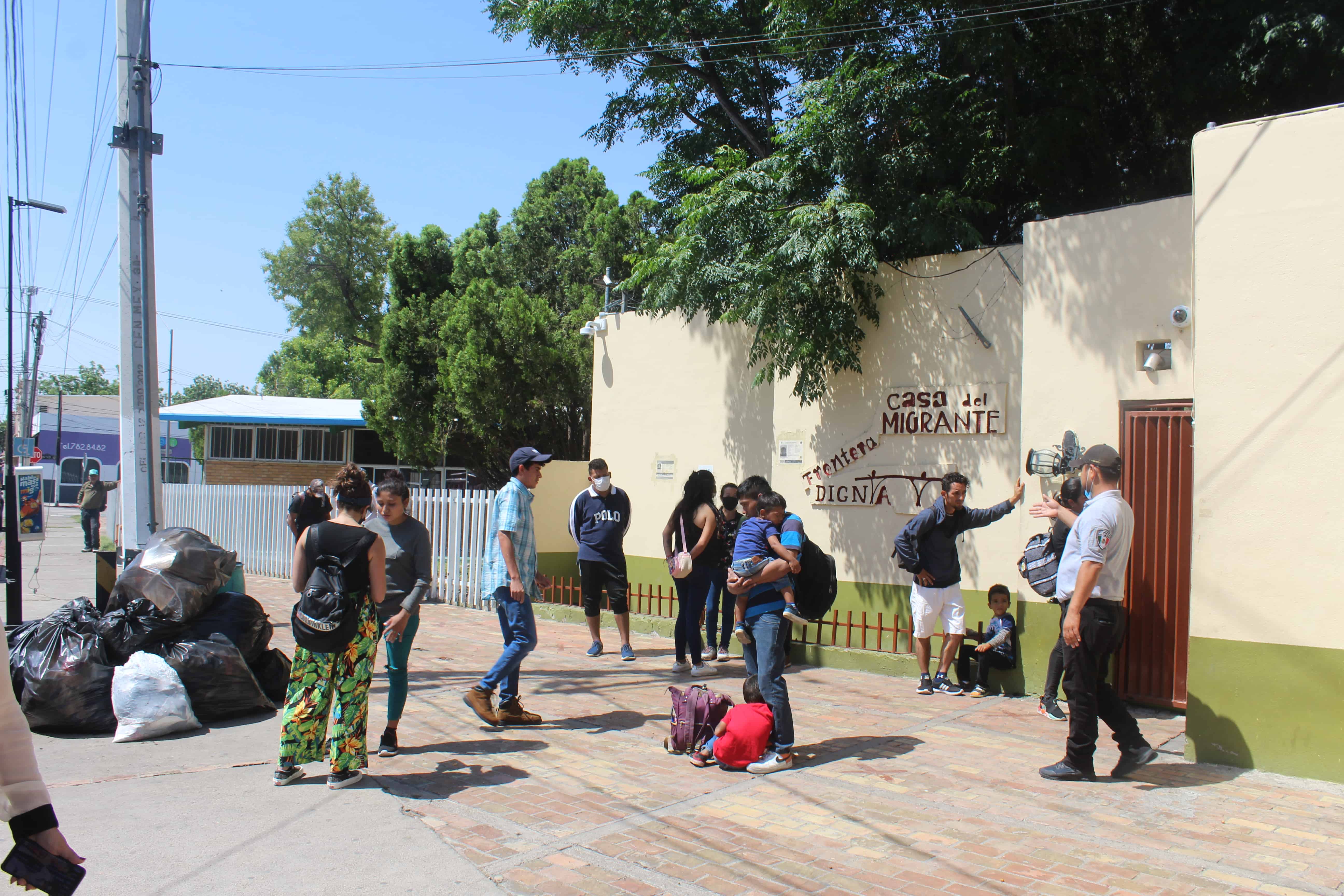 Defiende abogado a población migrante
