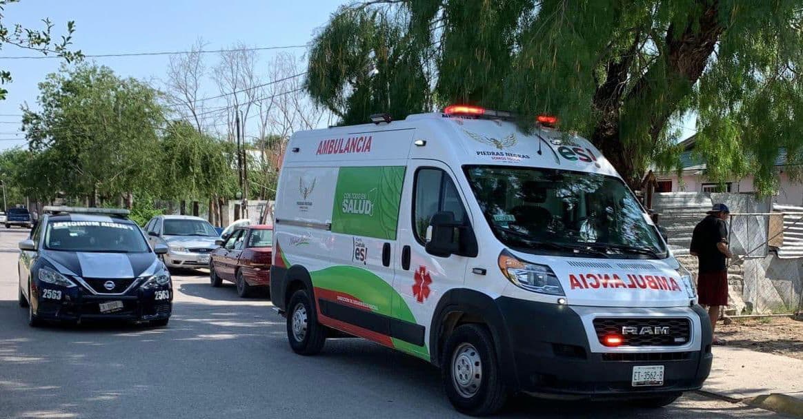 Encuentra a su pareja con la amante y ésta última la intentó matar a navajazos