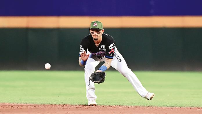 Acereros gana en extra innings