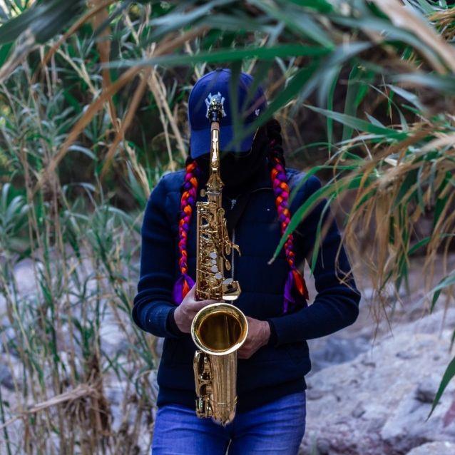 Ofrecen un millón de pesos por captura de agresor de la saxofonista María Elena