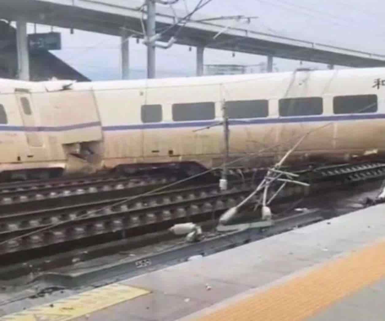 Se descarrila tren de alta velocidad en China