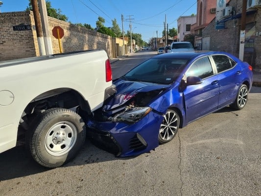 Evade alto Y colisiona en la zona Centro