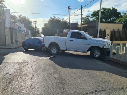 Evade alto Y colisiona en la zona Centro