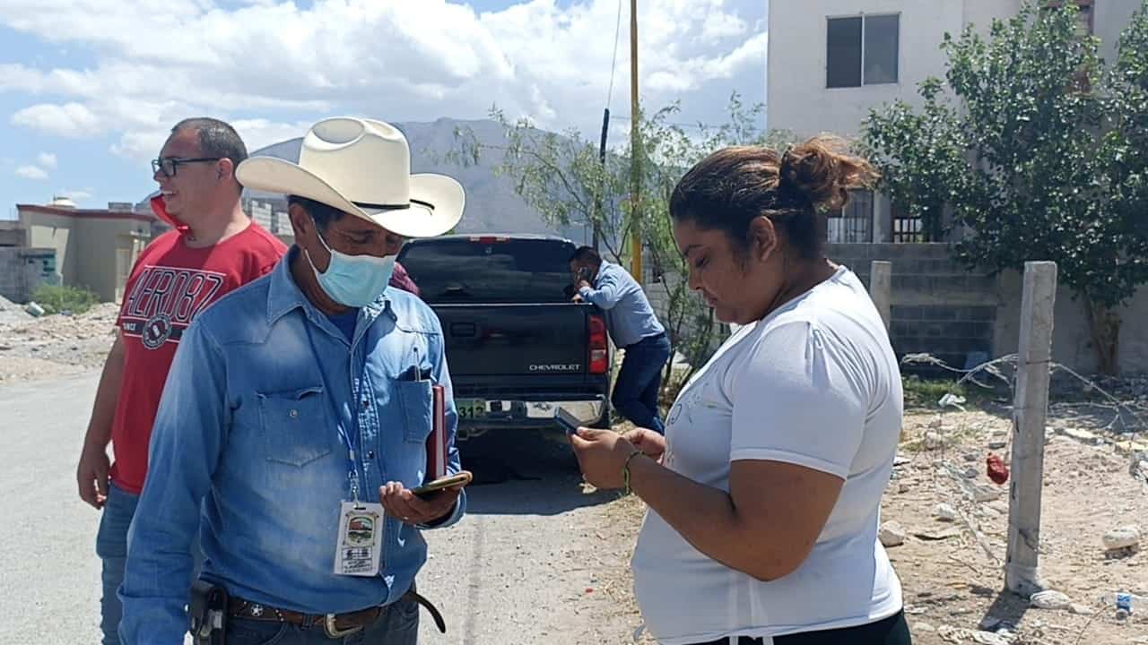 Piden vecinas evitar que ingresen trailers a la colonia Villas de Guadalupe.