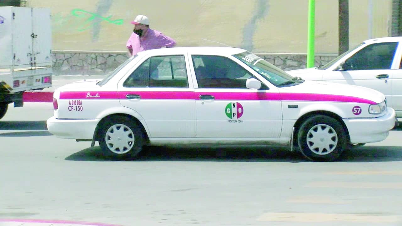 Piden taxistas plaquear unidades 2009 que estén en buen estado.
