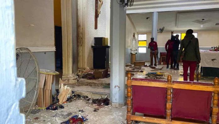 Horror en Nigeria; Hombres armados asesinaron a 50 personas en un iglesia