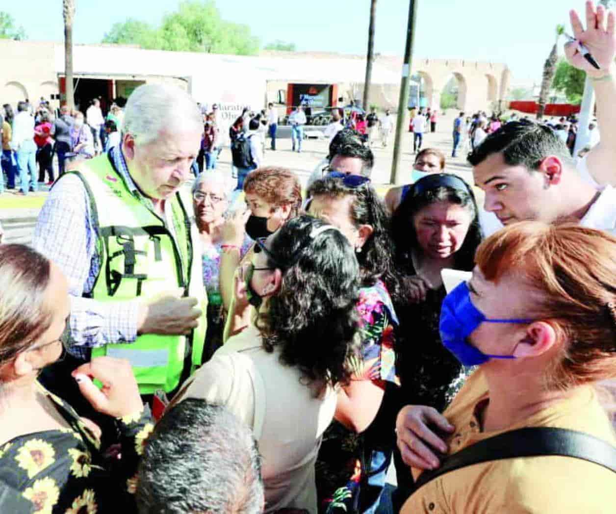 Rehabilitan espacios públicos con maratón de obras
