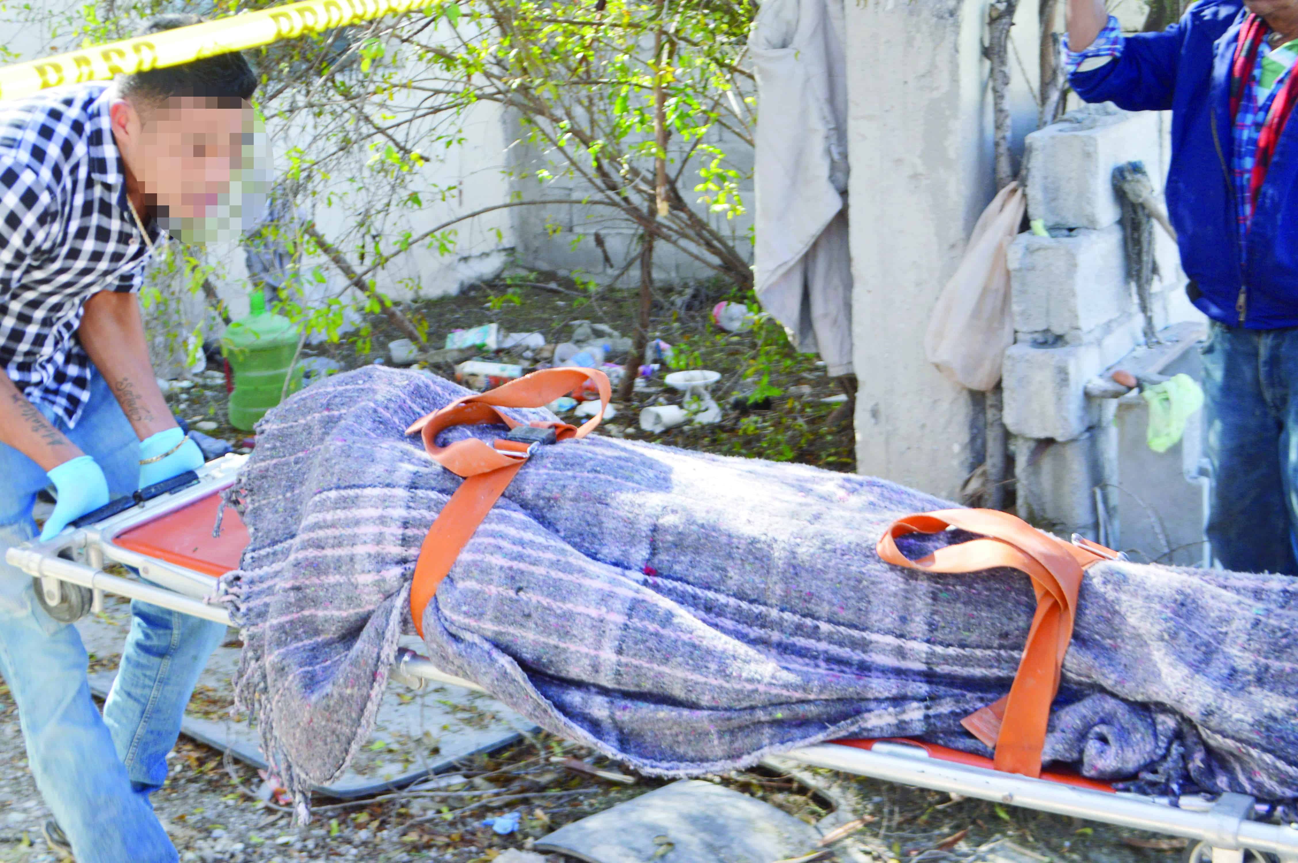 Localiza a su padre ya muerto