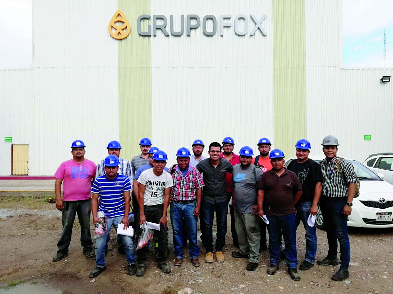 Grupo Fox y su filial Foxterra estarán recibiendo solicitudes, currículums y realizando entrevistas en la Sala de Cabildo.