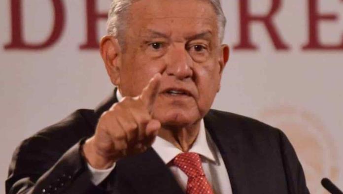 Ted Cruz recibe sobornos para no legislar contra las armas; Asegura AMLO