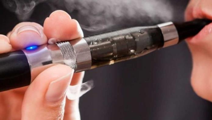 “Bajan” decreto para prohibir vapeadores