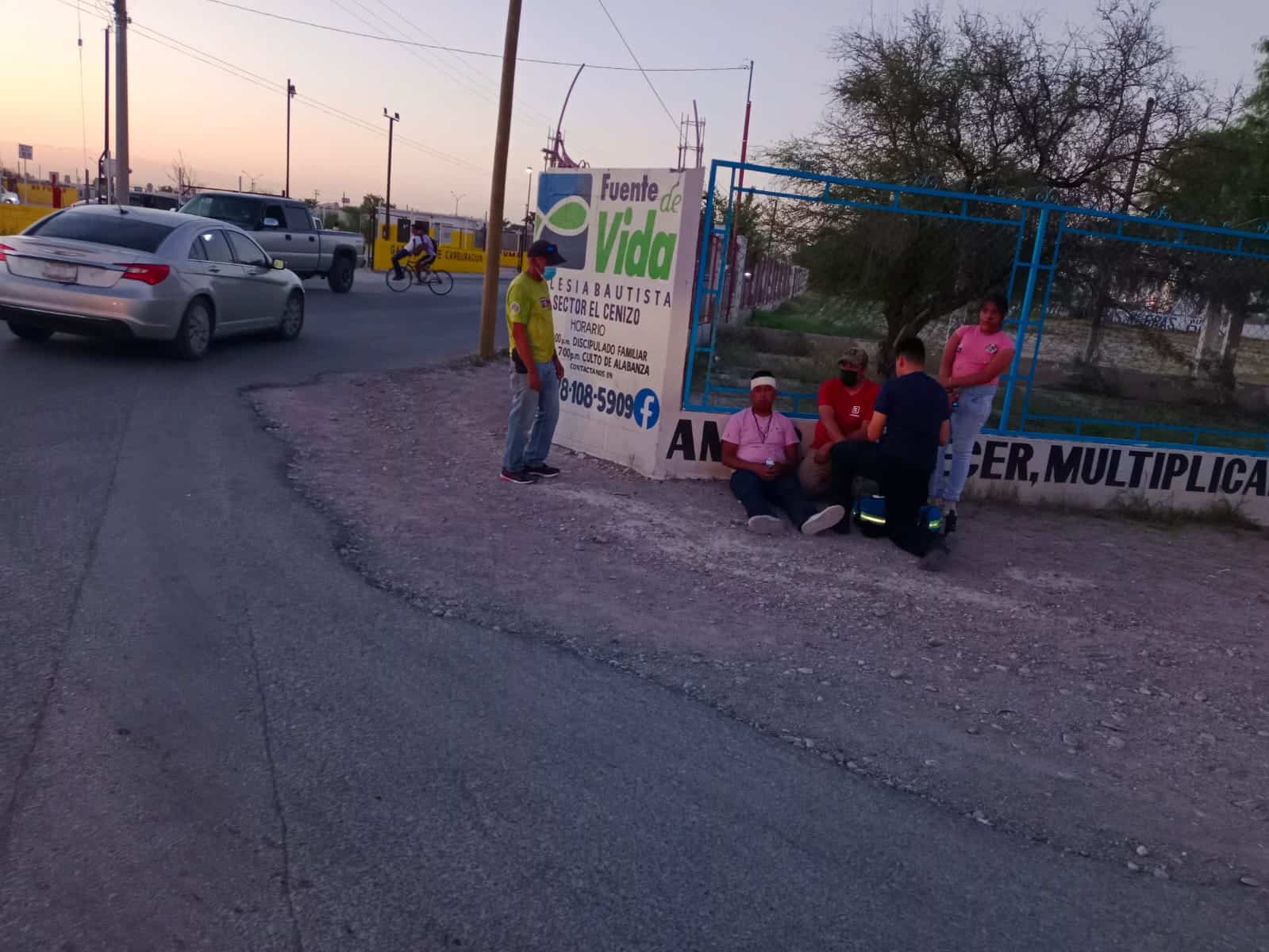 Provoca choque al atravesarse en el bulevar República