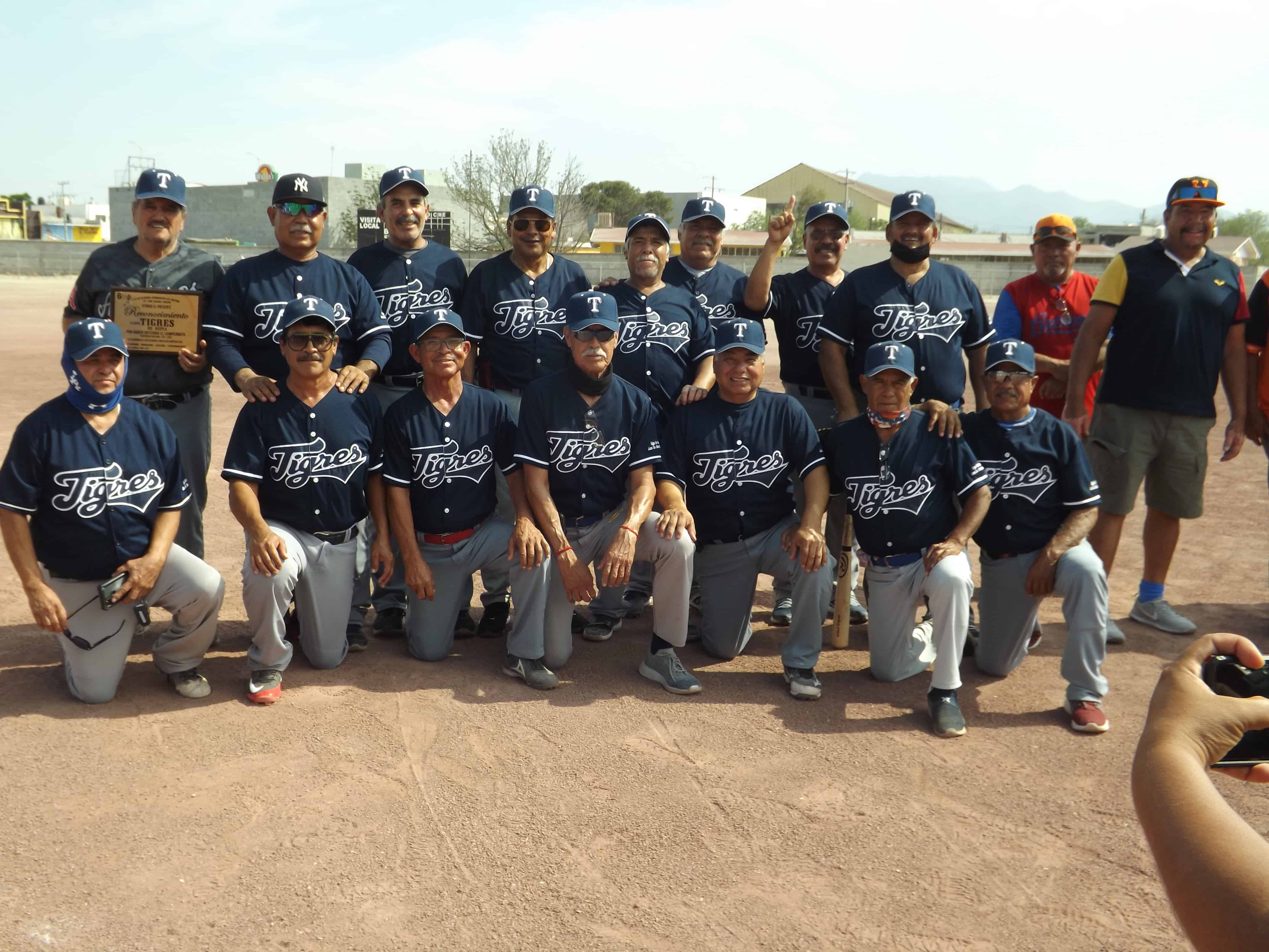 Tigres de Sergio Quintero logran victoria en Recreativa de 60 años.