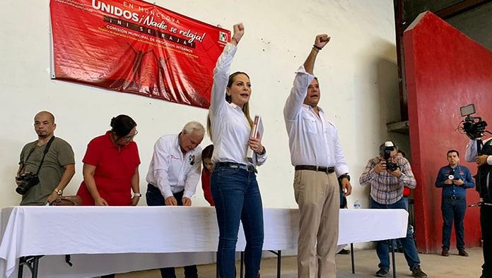 Se registra Cristina para dirigir al PRI