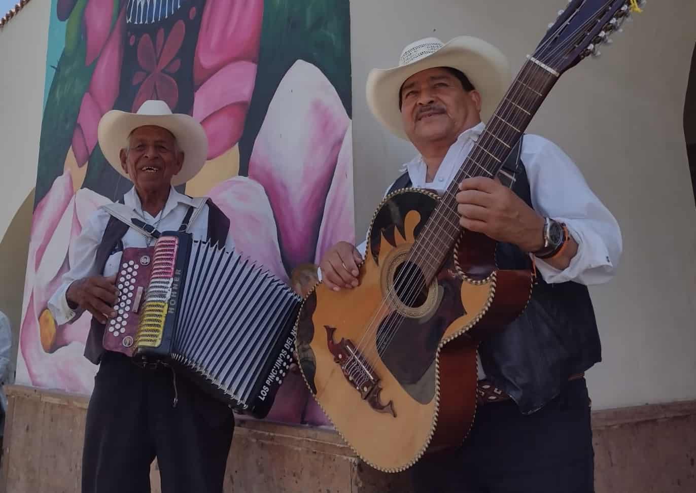 Homenaje en vida a El Pingüino Mayor; Rubén Castillo Juárez