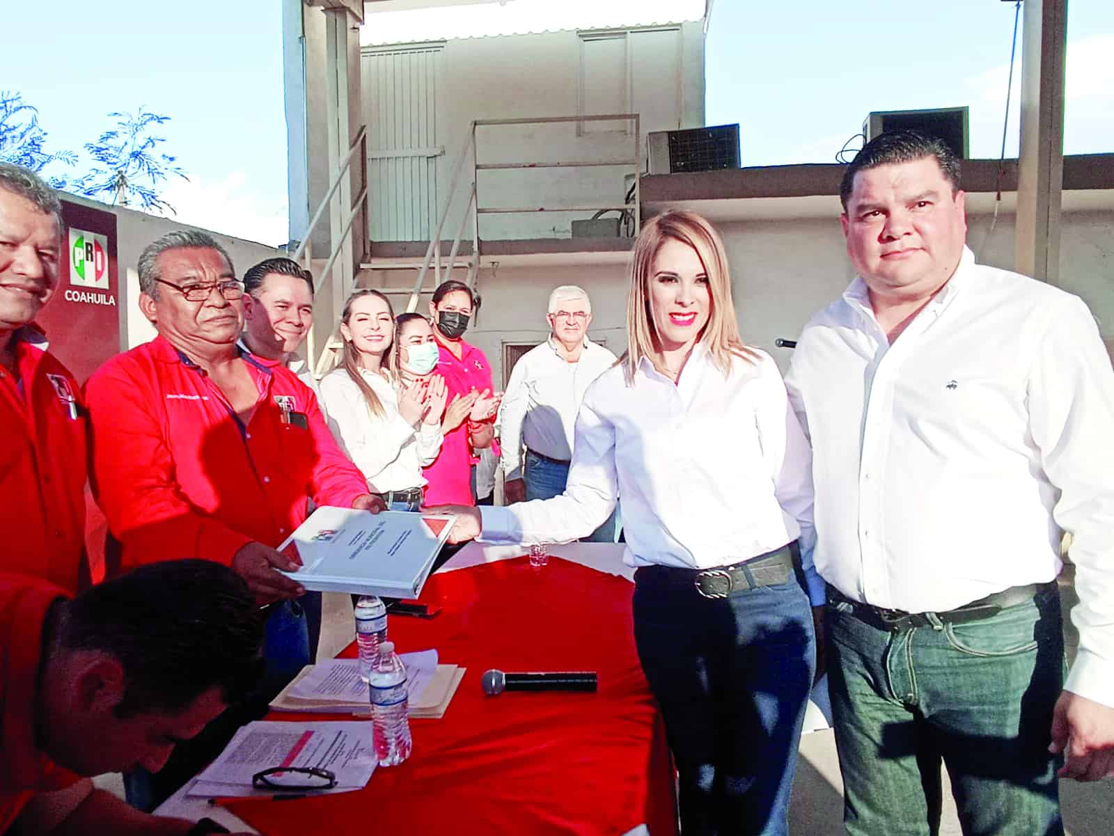 se abre el registro de aspirantes a la Dirigencia y Secretaria del partido Revolucionario Institucional.