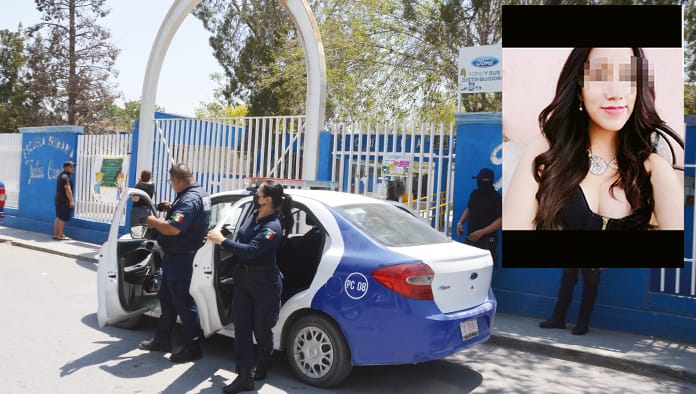Al menos 6 elementos se apersonaron a las afueras del plantel para mantener vigilado el punto y evitar cualquier acto violento.
