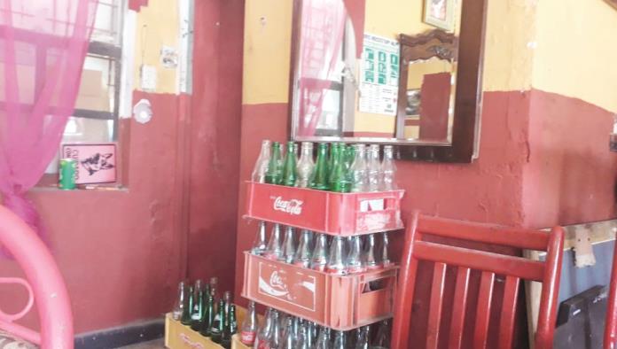 Escasean refrescos en Sabinas