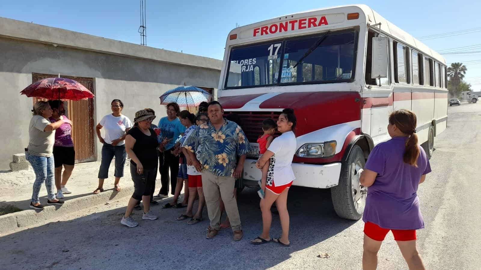 Reclamo de vecinos es justificado, se debe mejorar el servicio del transporte.