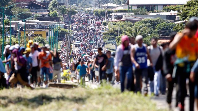Frena Coahuila la caravana migrante