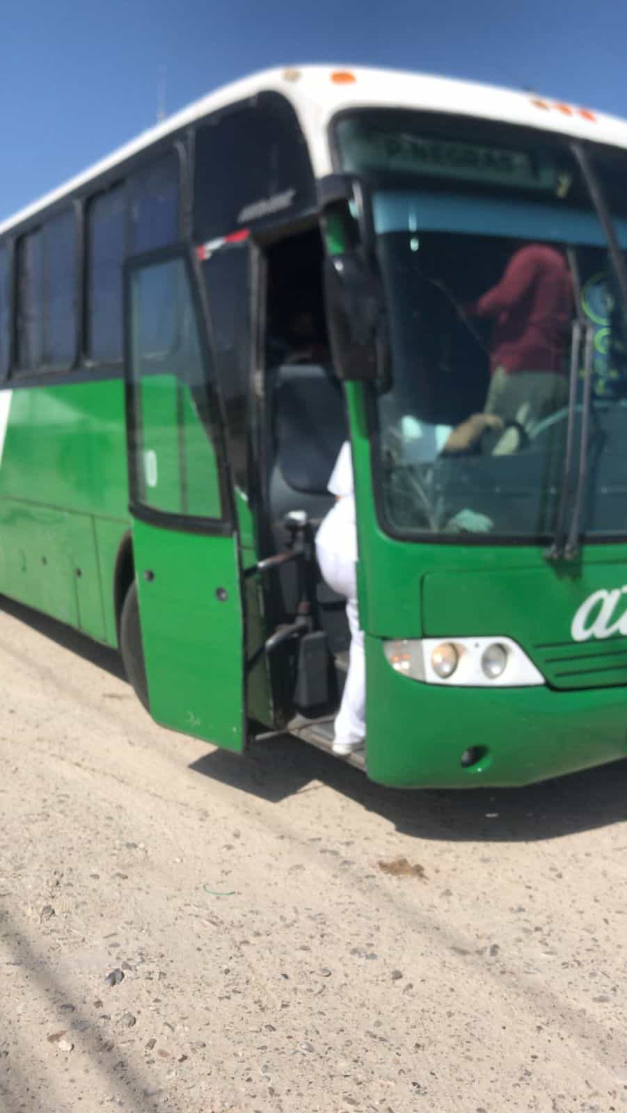 En Central de Autobuses, montan módulos de salud