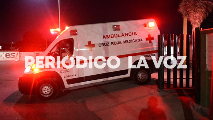 El lesionado fue trasladado a un hospital para su atención.