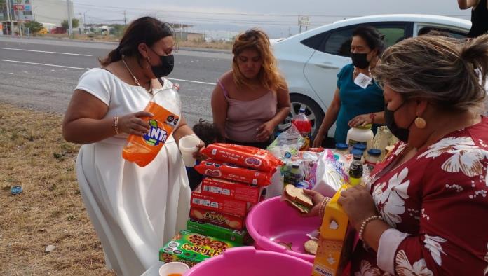 Castaños: Entregan sueros, agua y alimentos