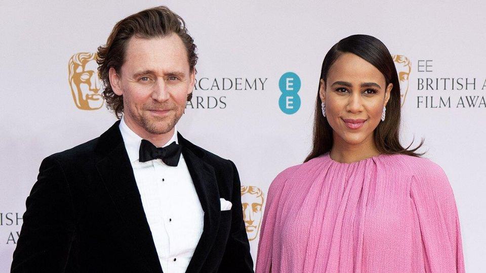 Tom Hiddleston confirma su compromiso con la actriz Zawe Ashton