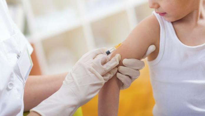 Salud exhorta a vacunar contra covid a menores de 5 a 11 años