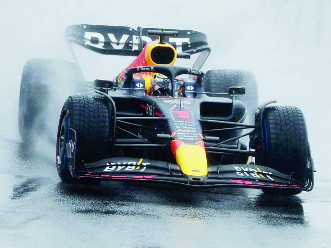 El actual campeón del mundo, Max Verstappen logró los mejores tiempos en el GP de Canadá.