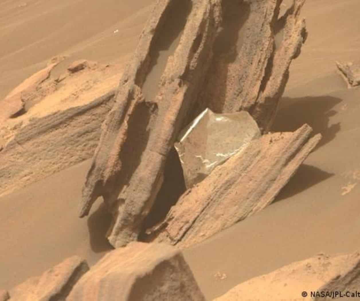 Róver Perseverance detecta basura humana en la superficie de Marte