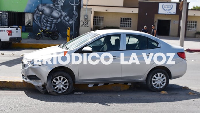 Anahí, dijo haberse mareado y sufrió un leve desmayo al volante.